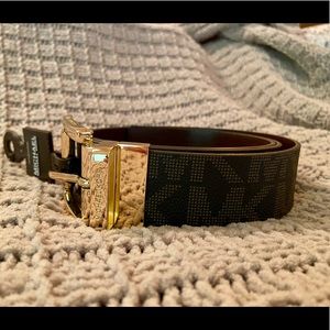 MICHAEL Michael Kors Reversible Leather Belt